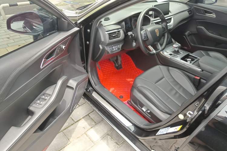 Used Hongqi H5 2020 1.8T Automatic Smart Connect Flagship Edition Driver Seat