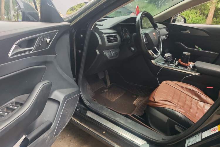 Used Hongqi H5 2020 1.5T DCT Flagship Edition Driver Seat