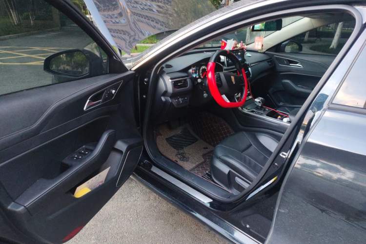 Used Hongqi H5 2020 1.5T DCT Flagship Edition Driver Seat