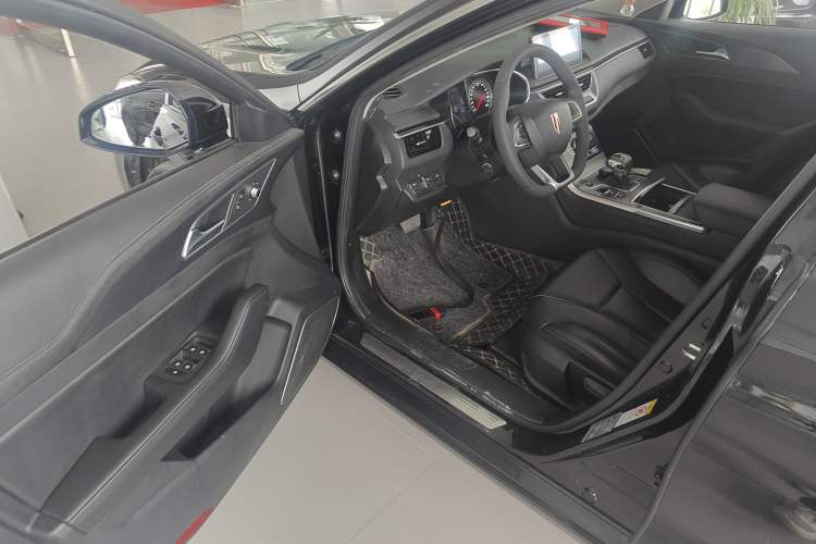 Used Hongqi H5 2020 1.5T DCT Flagship Edition Driver Seat