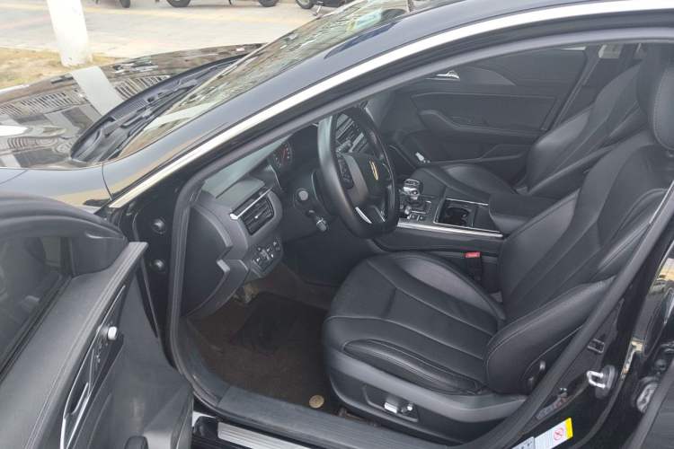 Used Hongqi H5 2020 1.8T Automatic ZhiLian QiYun Edition Driver Seat