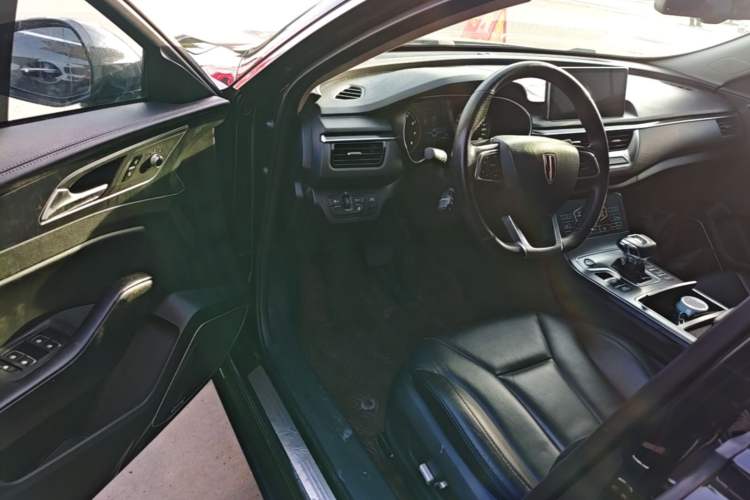 Used Hongqi H5 2020 1.8T Automatic Smart Connect Flagship Edition Driver Seat