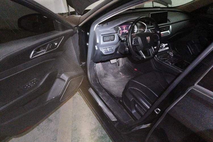 Used Hongqi H5 2020 1.5T DCT Flagship Edition Driver Seat