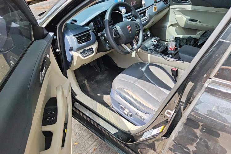 Used Hongqi H5 2020 1.8T Automatic Smart Connect Flagship Edition Driver Seat