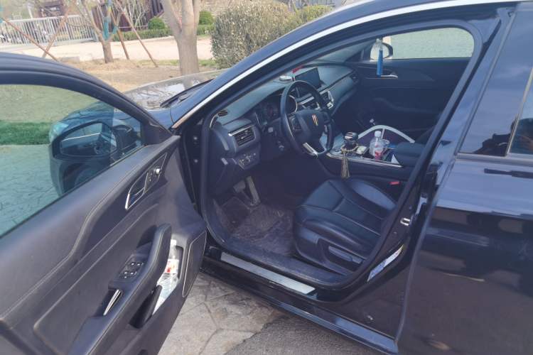 Used Hongqi H5 2020 1.5T DCT Flagship Edition Driver Seat