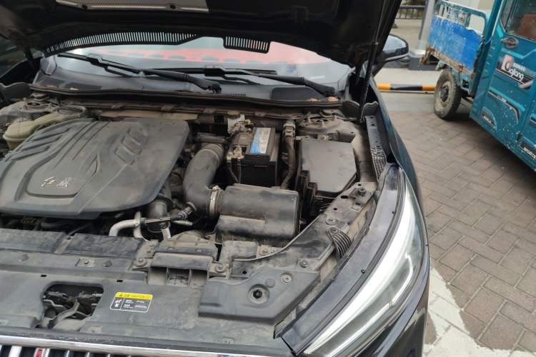 Used Hongqi H5 2020 1.8T Automatic Smart Connect Flagship Edition Engine Bay Left