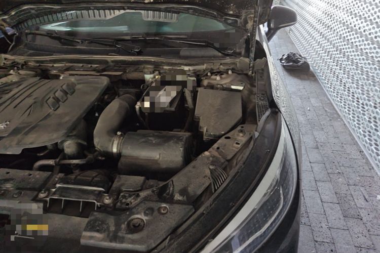 Used Hongqi H5 2020 1.8T Automatic ZhiLian QiYun Edition Engine Bay Left