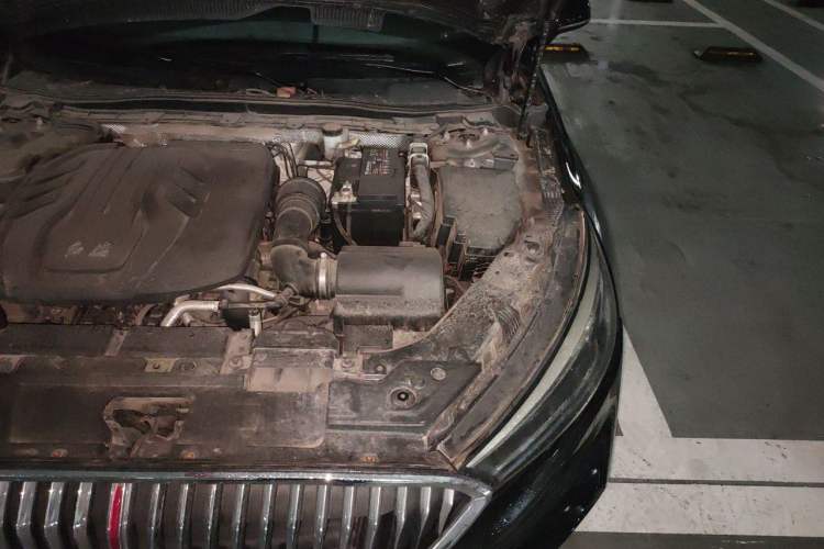 Used Hongqi H5 2020 1.5T DCT Flagship Edition Engine Bay Left