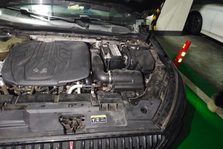 Used Hongqi H5 2020 1.8T Automatic Smart Connect Flagship Edition Engine Bay Left