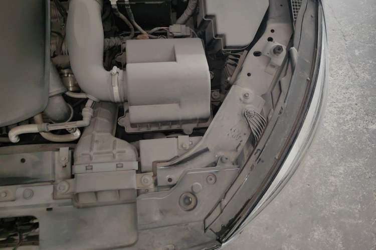 Used Hongqi H5 2020 1.8T Automatic Smart Connect Flagship Edition Engine Bay Left