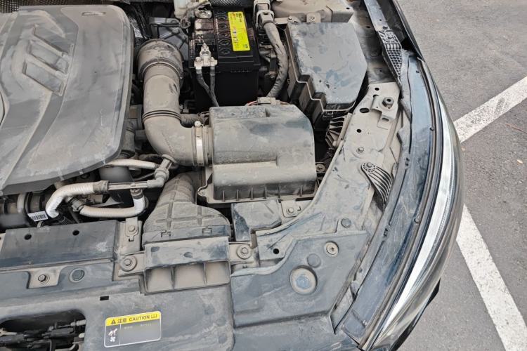 Used Hongqi H5 2020 1.8T Automatic ZhiLian QiYun Edition Engine Bay Left