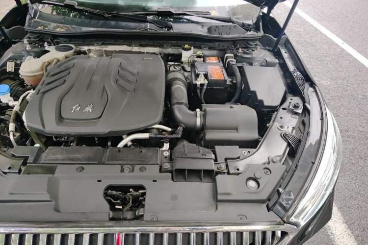 Used Hongqi H5 2020 1.5T DCT Flagship Edition Engine Bay Left