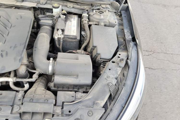 Used Hongqi H5 2020 1.8T Automatic Smart Connect Flagship Edition Engine Bay Left