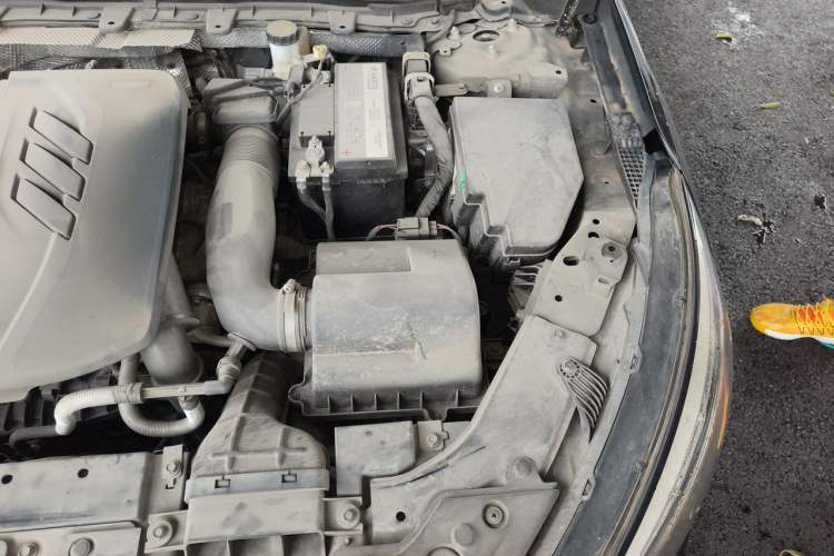 Used Hongqi H5 2020 1.8T Automatic ZhiLian QiYun Edition Engine Bay Left