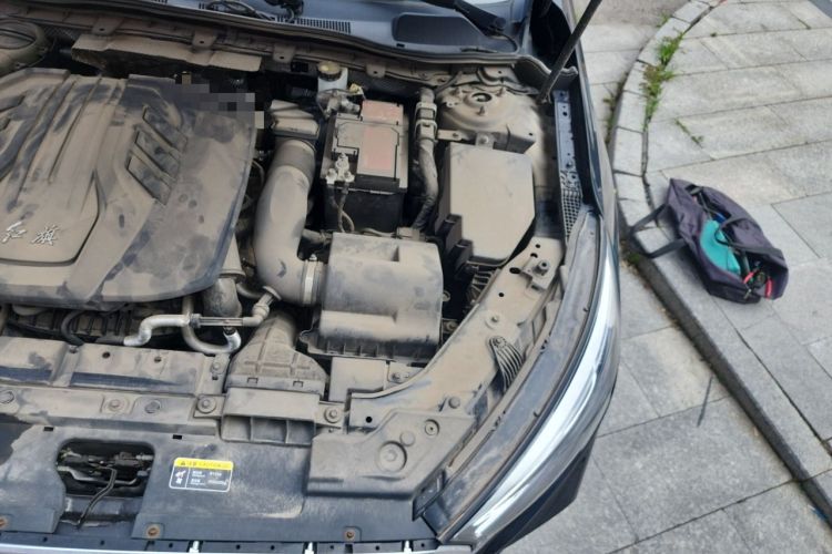 Used Hongqi H5 2020 1.8T Automatic ZhiLian QiYun Edition Engine Bay Left