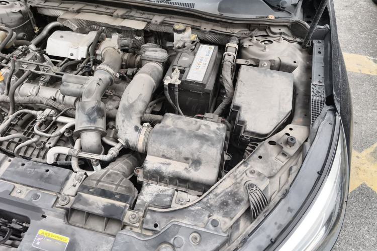Used Hongqi H5 2020 1.8T Automatic ZhiLian QiYun Edition Engine Bay Left