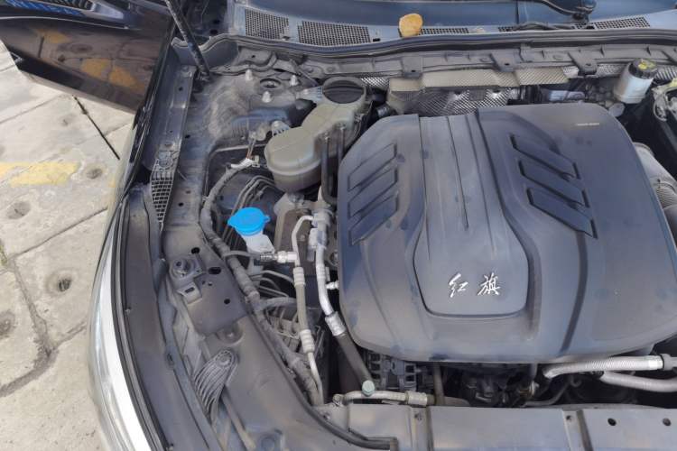 Used Hongqi H5 2020 1.5T DCT Flagship Edition Engine Bay Right