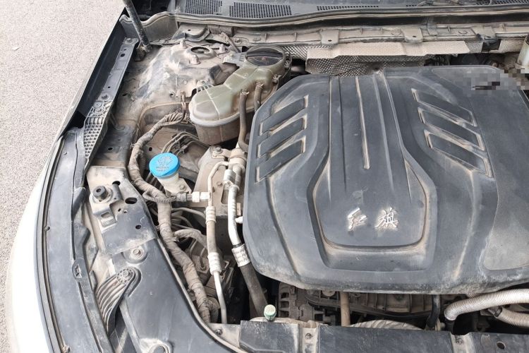 Used Hongqi H5 2020 1.5T DCT Flagship Edition Engine Bay Right
