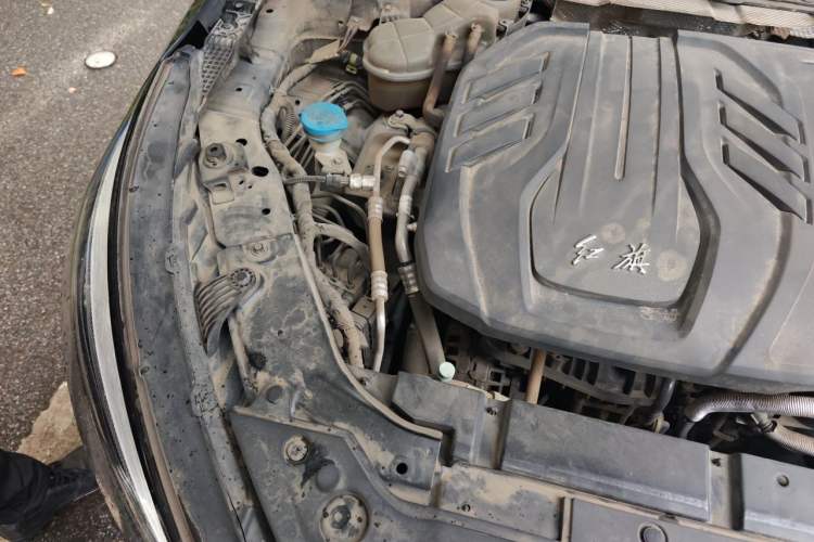 Used Hongqi H5 2020 1.5T DCT Flagship Edition Engine Bay Right