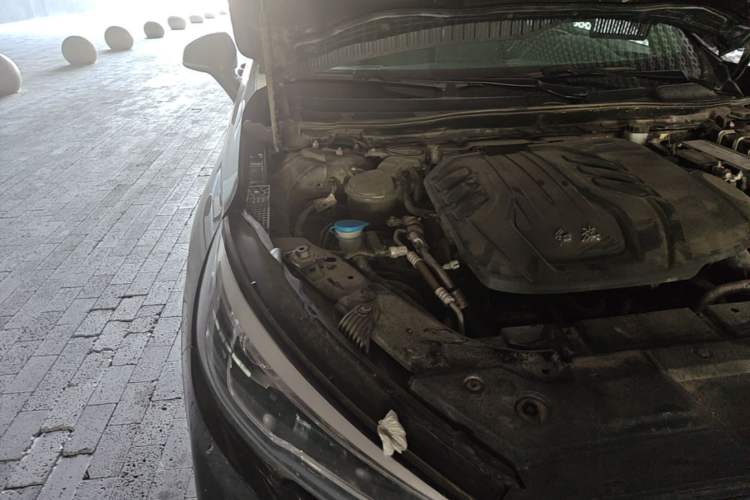 Used Hongqi H5 2020 1.8T Automatic ZhiLian QiYun Edition Engine Bay Right