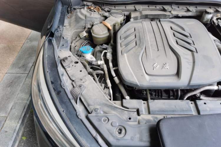 Used Hongqi H5 2020 1.5T DCT Flagship Edition Engine Bay Right