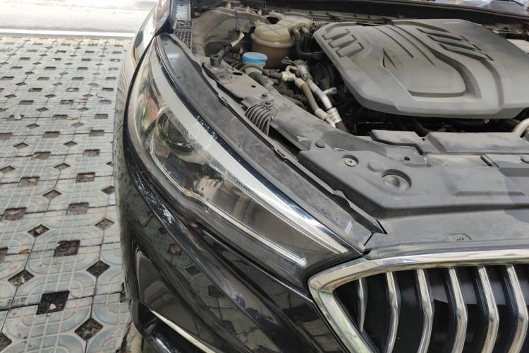 Used Hongqi H5 2020 1.8T Automatic ZhiLian QiYun Edition Engine Bay Right