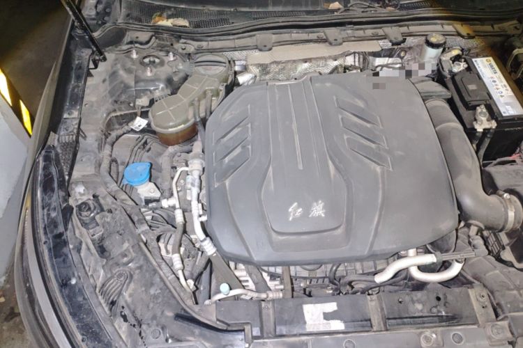 Used Hongqi H5 2020 1.8T Automatic ZhiLian QiYun Edition Engine Bay Right