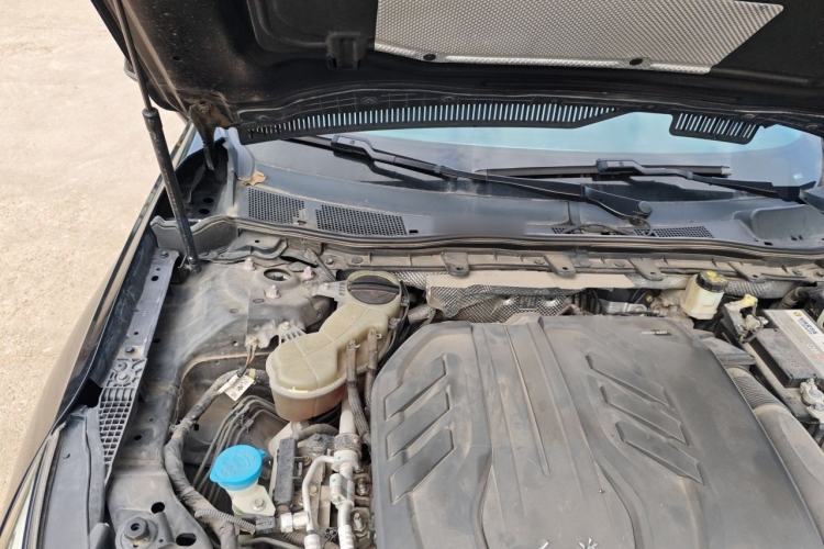 Used Hongqi H5 2020 1.8T Automatic Smart Connect Flagship Edition Engine Bay Right