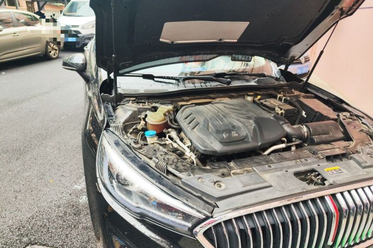 Used Hongqi H5 2020 1.5T DCT Flagship Edition Engine Bay Right