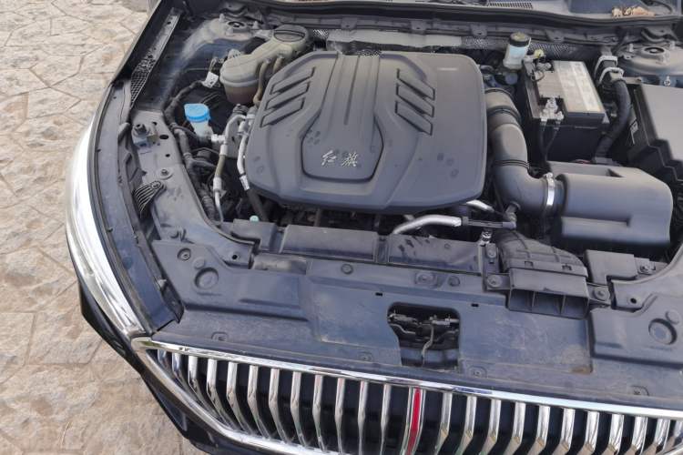 Used Hongqi H5 2020 1.5T DCT Flagship Edition Engine Bay Right