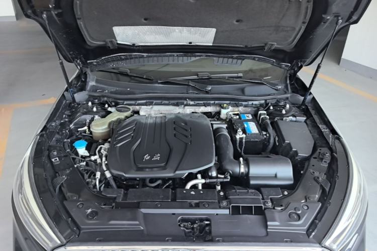 Used Hongqi H5 2020 1.8T Automatic Smart Connect Flagship Edition Engine Bay