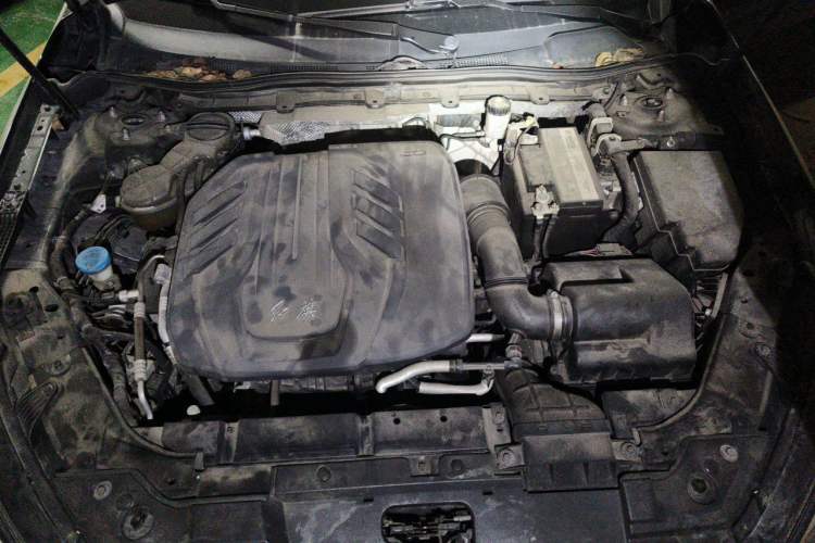 Used Hongqi H5 2020 1.5T DCT Flagship Edition Engine Bay