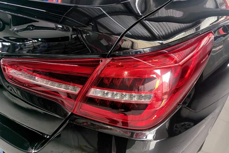 Used Hongqi H5 2020 1.5T DCT Flagship Edition Exterior 3