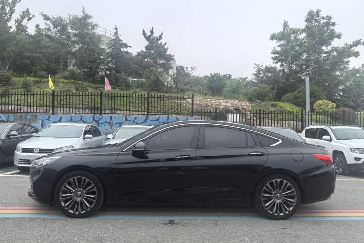 Used Hongqi H5 2020 1.8T Automatic Smart Connect Flagship Edition Exterior 6