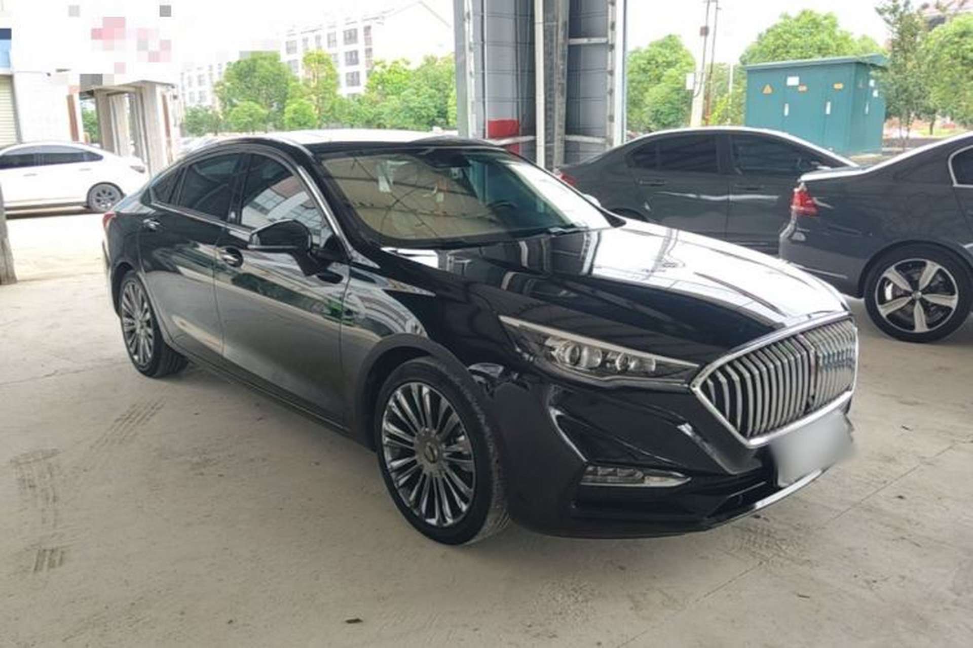 Used Hongqi H5 2020 1.8T Automatic Smart Connect Flagship Edition Front Right 45 Deg