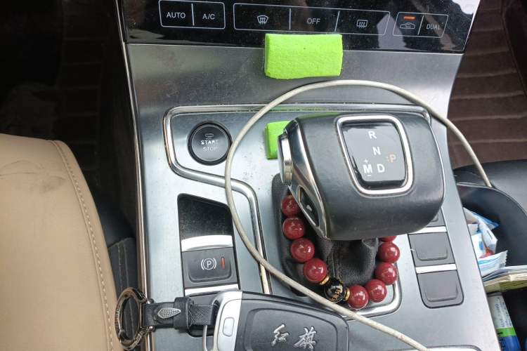 Used Hongqi H5 2020 1.5T DCT Flagship Edition Gear Lever