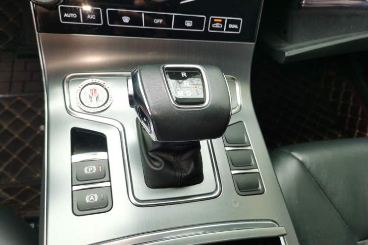Used Hongqi H5 2020 1.5T DCT Flagship Edition Gear Lever