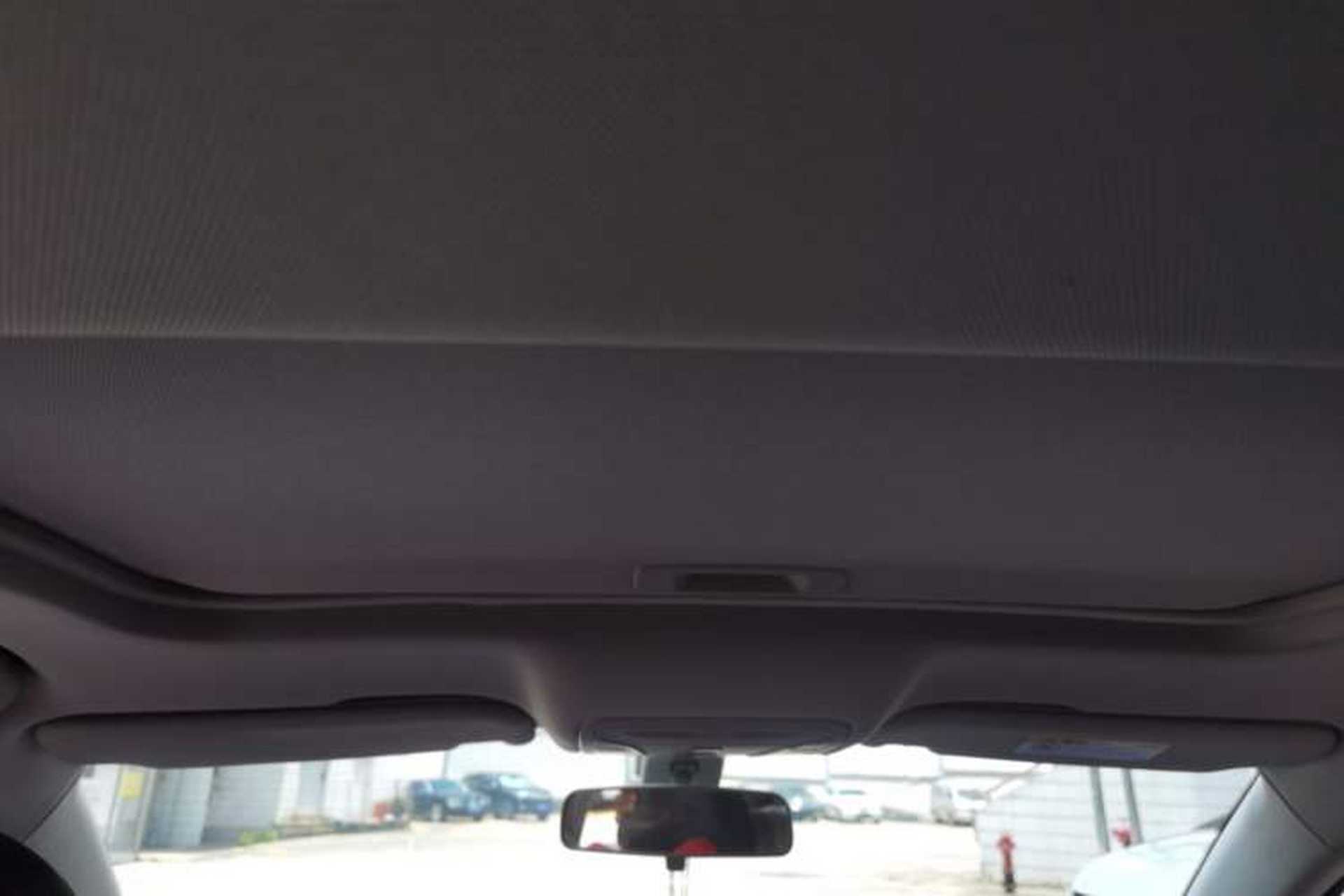 Used Hongqi H5 2020 1.5T DCT Flagship Edition Headliner