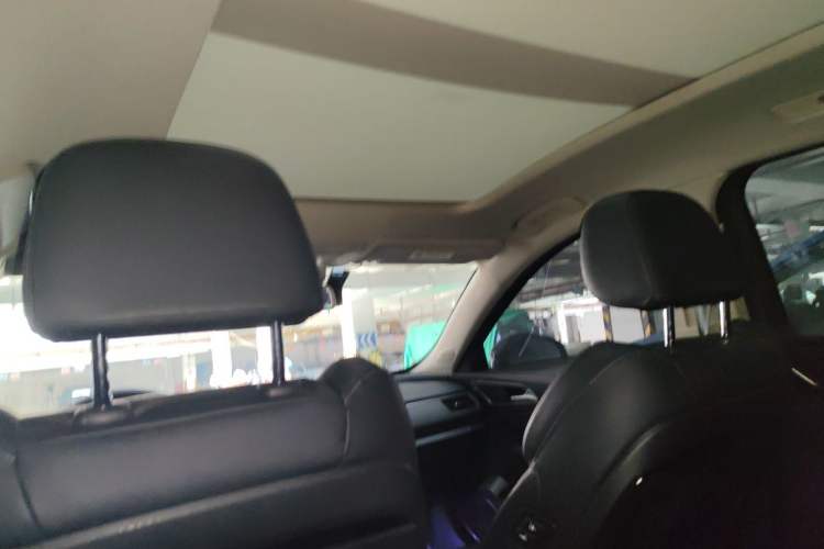 Used Hongqi H5 2020 1.8T Automatic Smart Connect Flagship Edition Headliner
