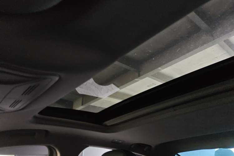 Used Hongqi H5 2020 1.8T Automatic ZhiLian QiYun Edition Headliner
