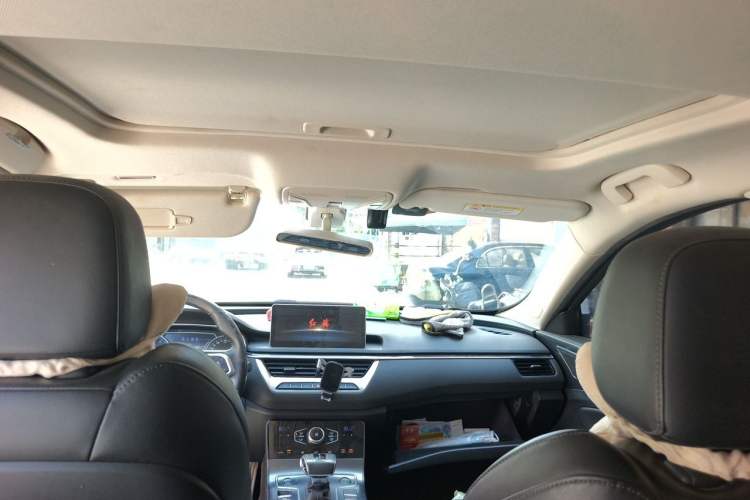 Used Hongqi H5 2020 1.5T DCT Flagship Edition Headliner