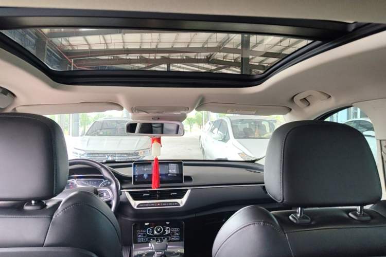 Used Hongqi H5 2020 1.8T Automatic Smart Connect Flagship Edition Headliner