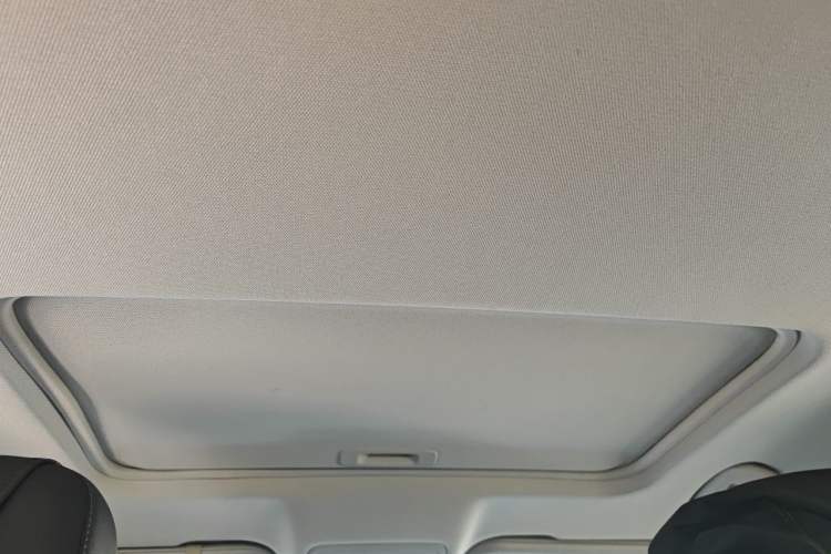 Used Hongqi H5 2020 1.8T Automatic ZhiLian QiYun Edition Headliner