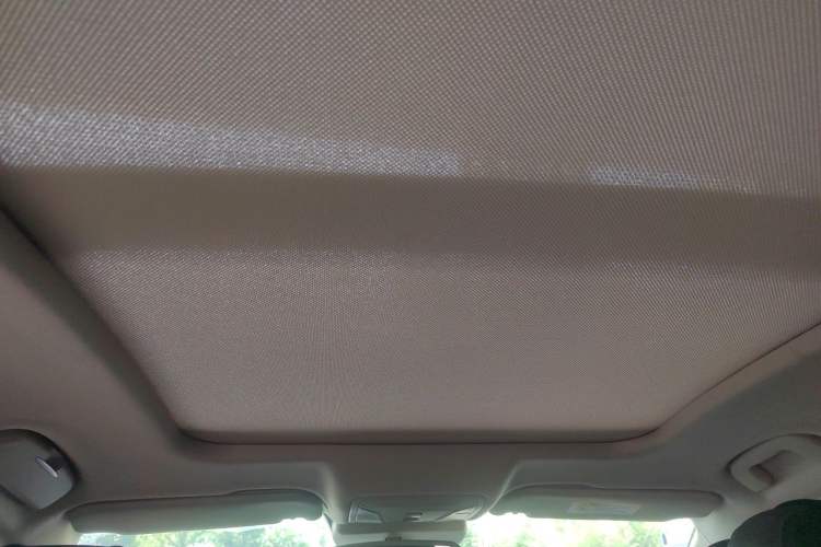 Used Hongqi H5 2020 1.8T Automatic Smart Connect Flagship Edition Headliner
