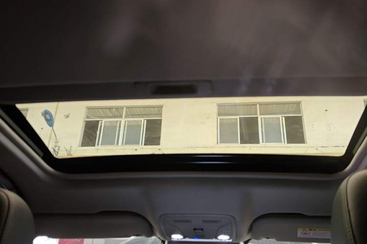 Used Hongqi H5 2020 1.8T Automatic ZhiLian QiYun Edition Headliner