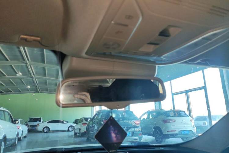 Used Hongqi H5 2020 1.8T Automatic Smart Connect Flagship Edition Headliner
