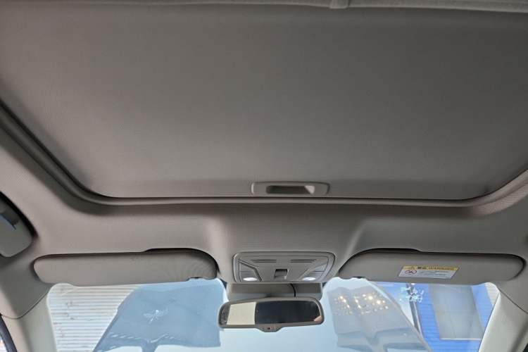 Used Hongqi H5 2020 1.8T Automatic ZhiLian QiYun Edition Headliner