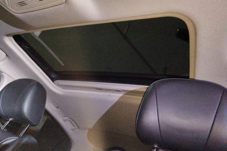 Used Hongqi H5 2020 1.5T DCT Flagship Edition Headliner