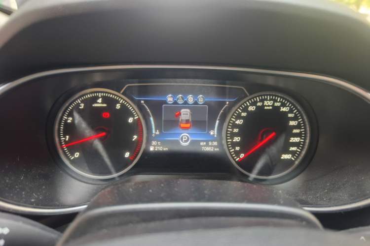 Used Hongqi H5 2020 1.5T DCT Flagship Edition Instrument Cluster