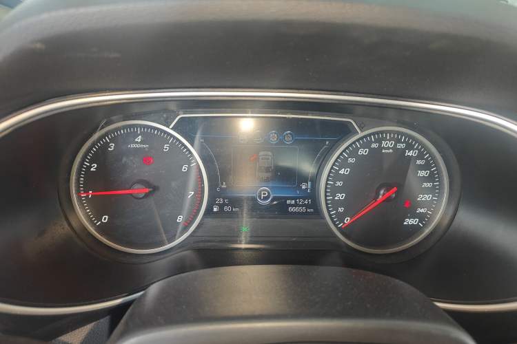 Used Hongqi H5 2020 1.5T DCT Flagship Edition Instrument Cluster
